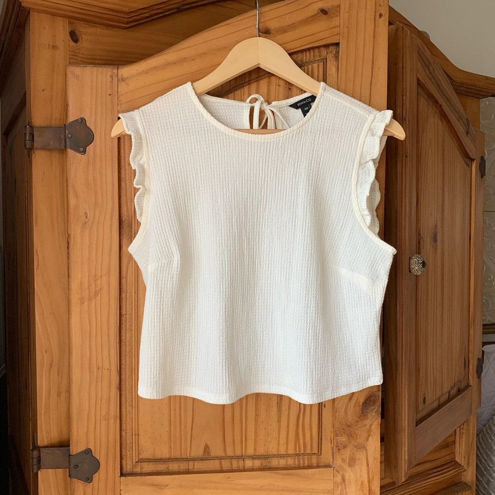 RW&CO Crème Sleeveless Top with Ruffles